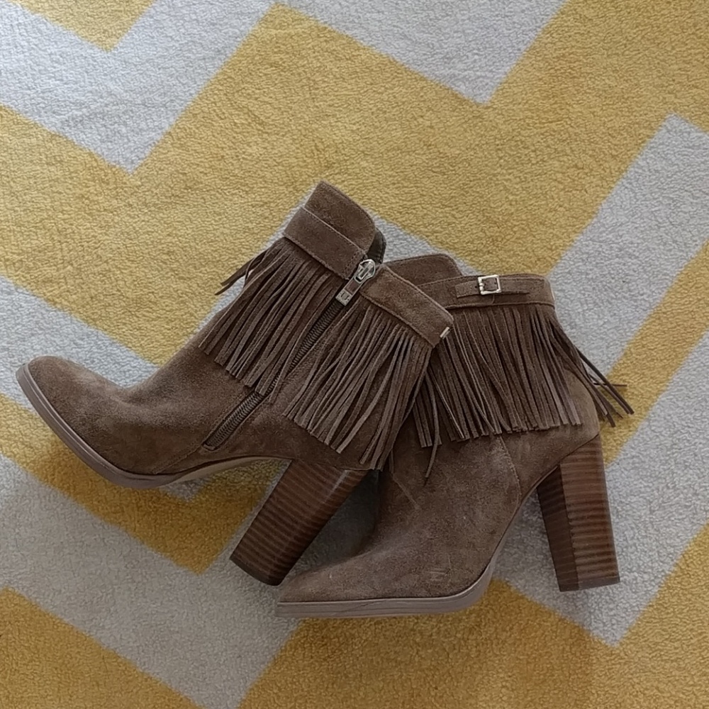 Ivanka Trump tan fringe preta booties boot size 7